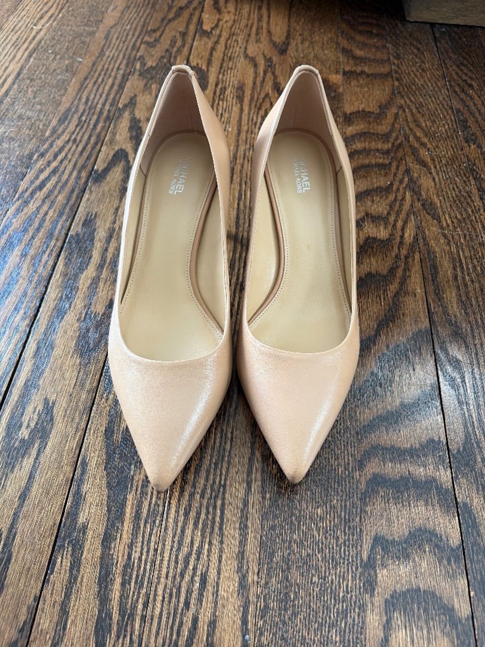 Michael Michael Kors nude kitten heel size 8